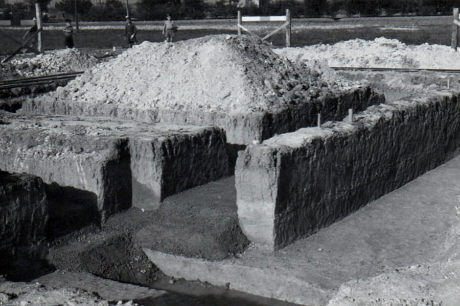 Fondamenta della chiesa in costruzione